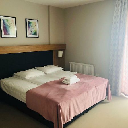 Bulwary Biznes Bed and Breakfast Mielec Exteriör bild