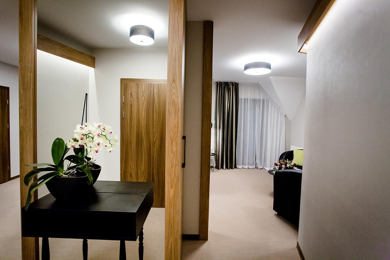 Bulwary Biznes Bed and Breakfast Mielec Exteriör bild